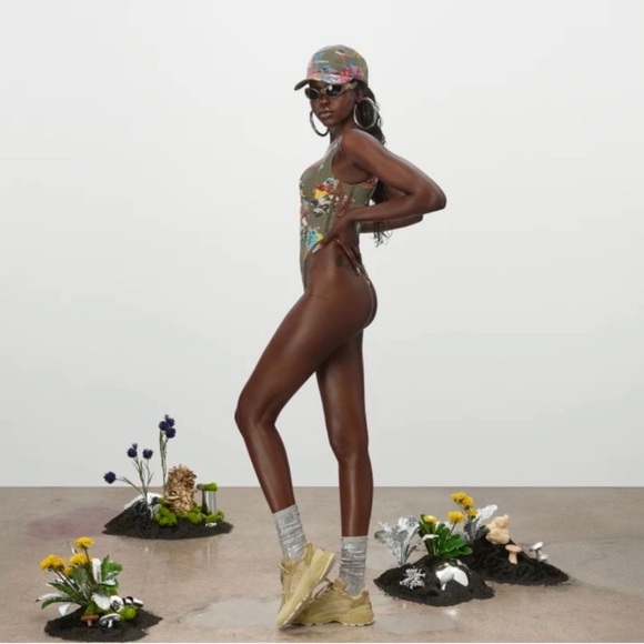 NWT Adidas x IVY PARK - Ivytopia Collection Twill Bodysuit - Size Medium - Picture 2 of 7